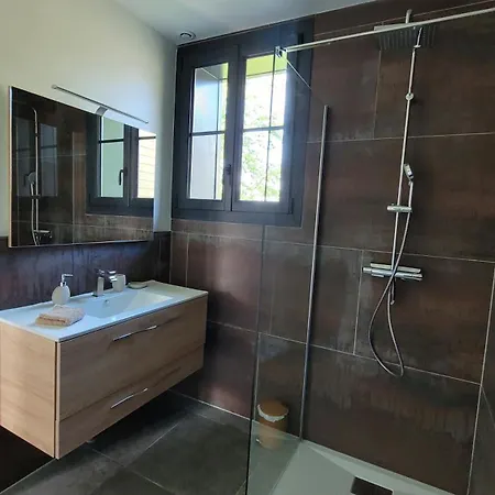 Hébergement de vacances Le Quai Huppe, Voie 3 *